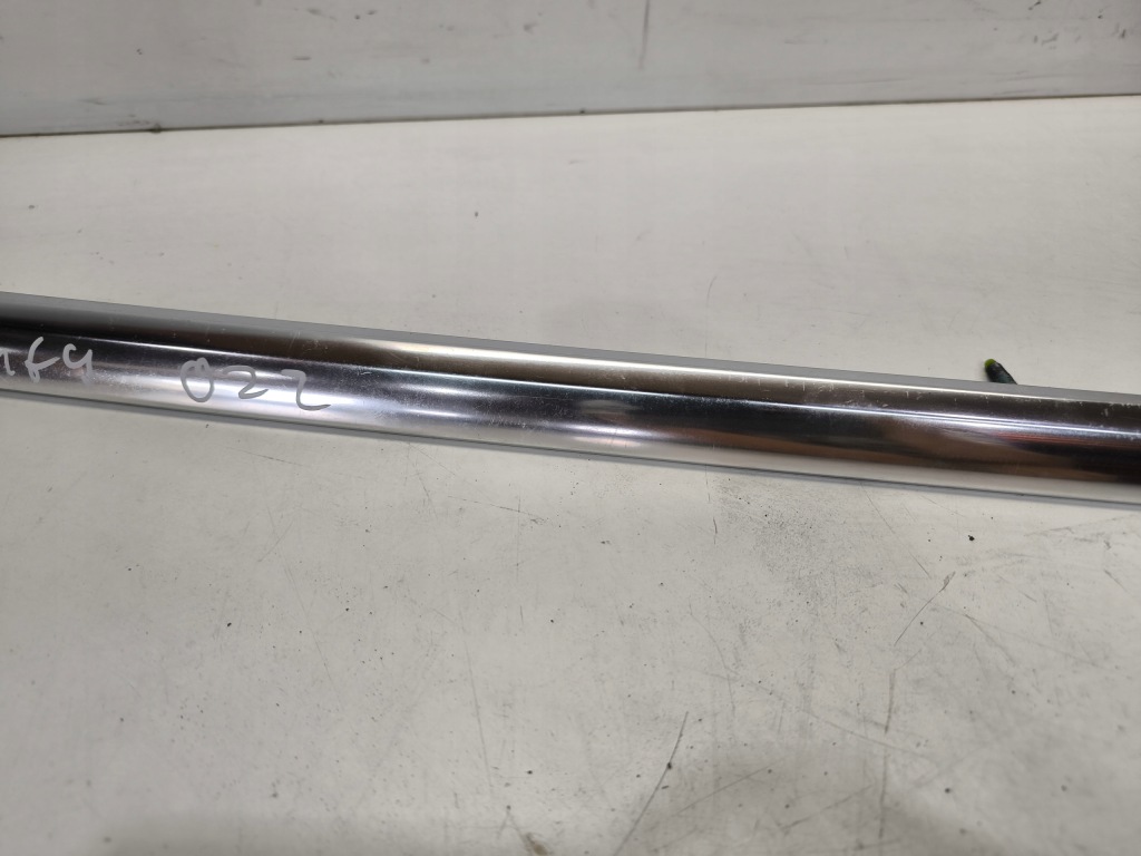 Купити Рейлінг даховий хром audi a6 c7 avant універсал правий 4g9860022a оригінал !!!