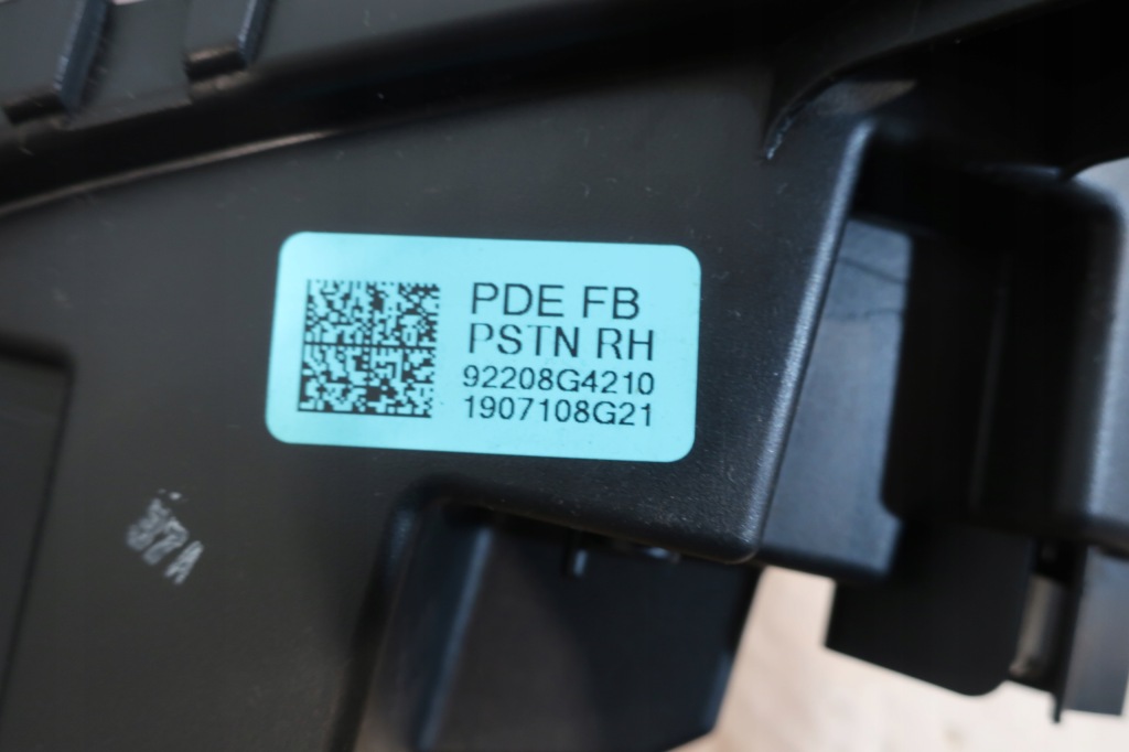 Правый противотуманная фара led drl hyundai i30 fastback Оригинал