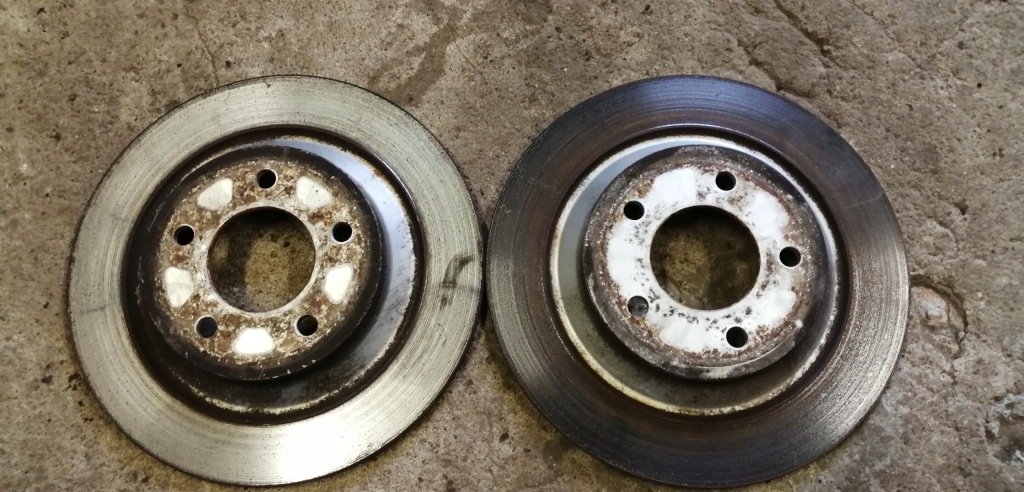 фото №1, Mazda 5 cw 10- тормозные диски тормозные задняя задние