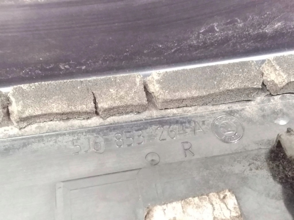 фото №5, Skoda fabia mk2 5j 2011 правая сторона молдинг стекло лобовое / передней