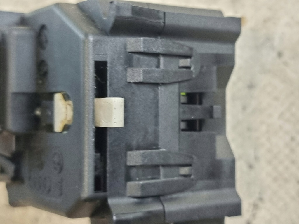 фото №9, Рычаг поворотники оригинальный номер 1k0953513 audi a3 8p 04r