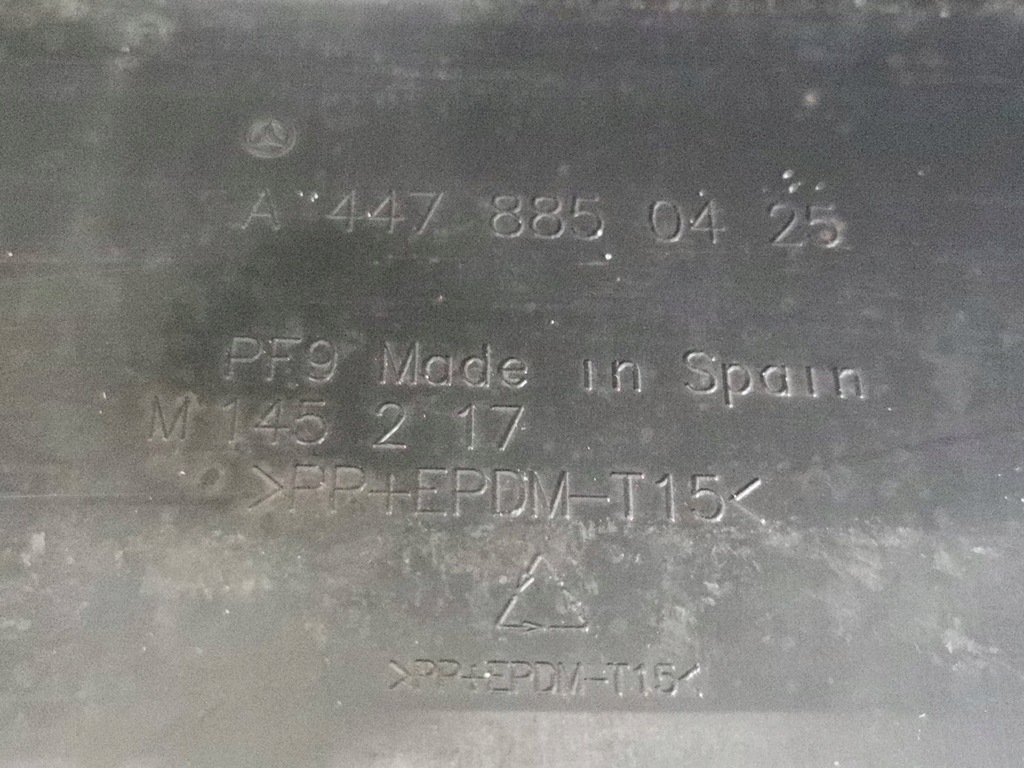 фото №16, Бампер, направляющие mercedes vito w447 przed lift 86.