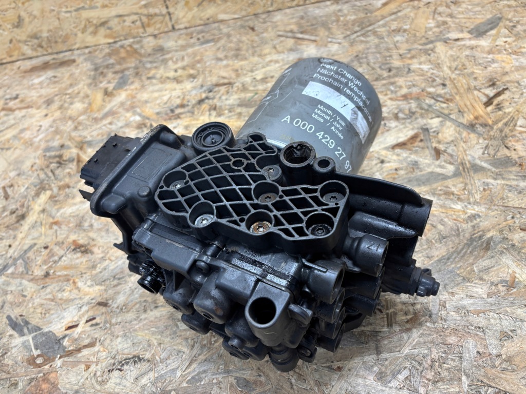 Купить Mercedes actros mp4 клапан основание осушителя осушитель a0014462064