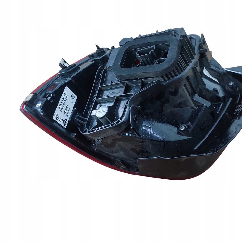 фото №11, Лампа левый задняя vw polo v 5 lift 6c0945095f