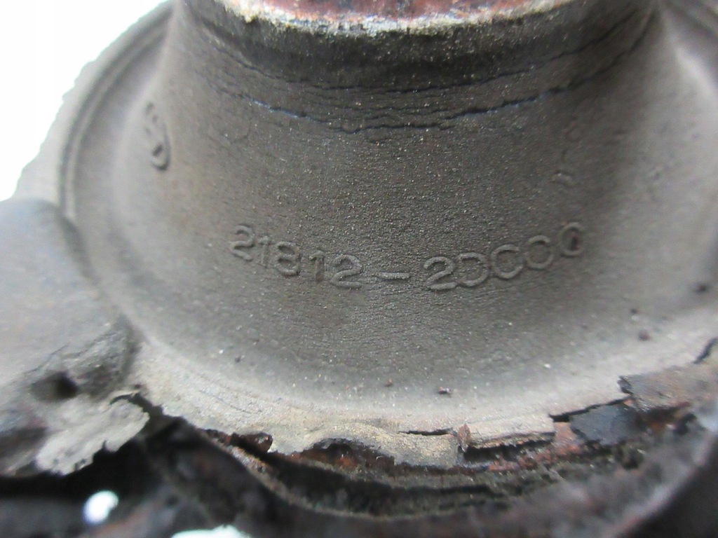 фото №10, Hyundai coupe ii tiburon 2.0 кронштейн кронштейн подушка двигуна