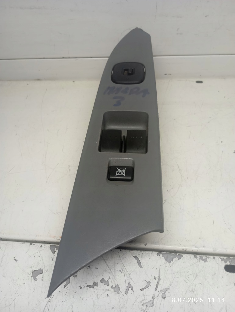 фото №1, Mazda 3 перемикач вікон дзеркал 03123010