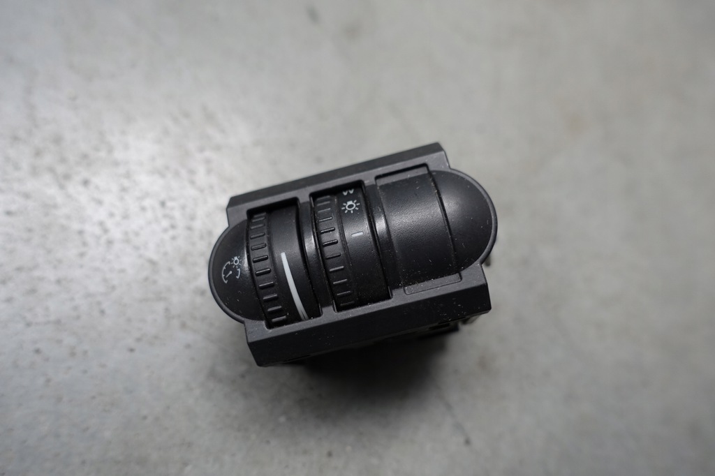 фото №1, Vw beetle 5c регулювання світла