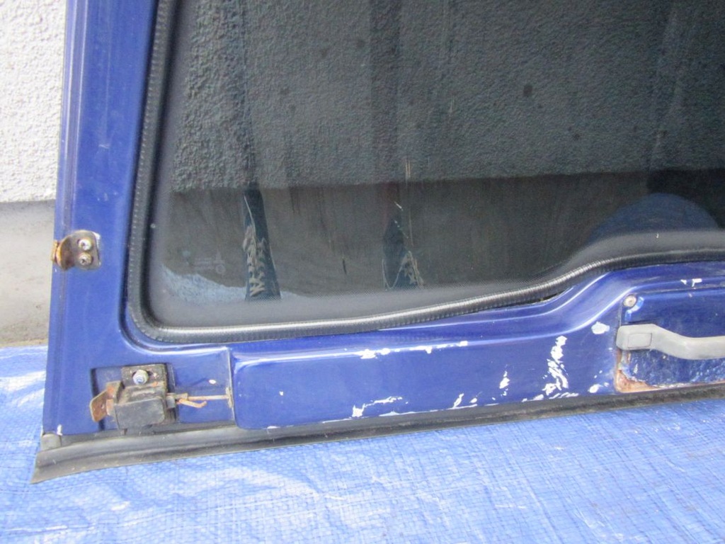 фото №11, Nissan navara d22 скло задня