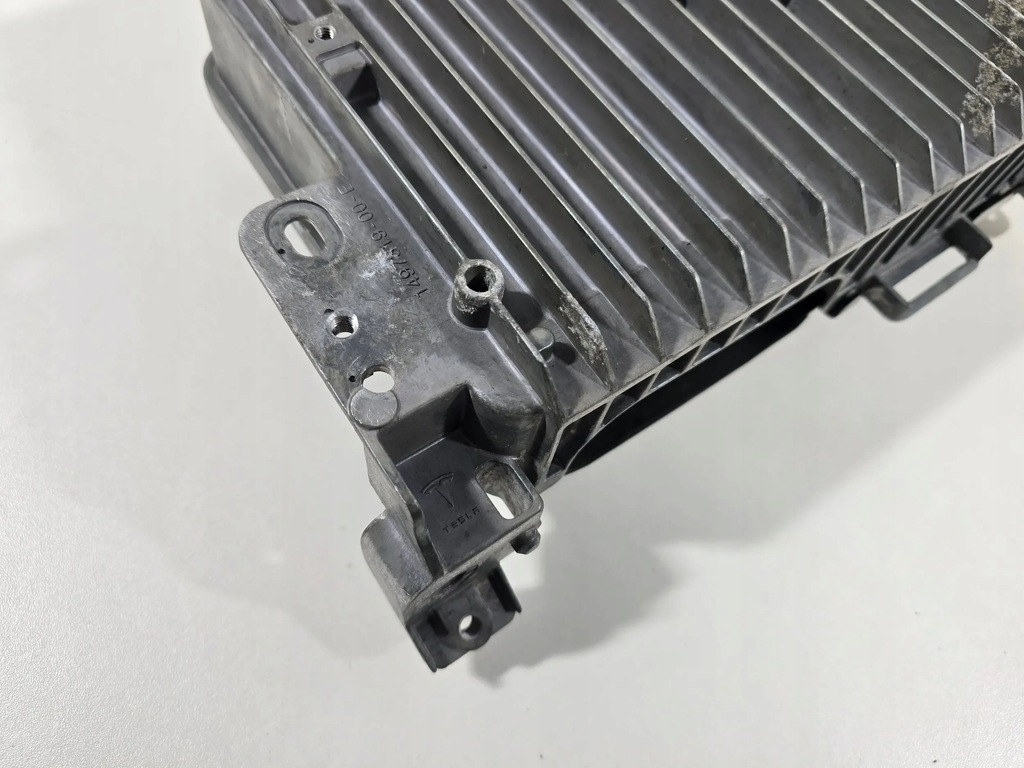 фото №8, Tesla model 3 2022 модули комфорта