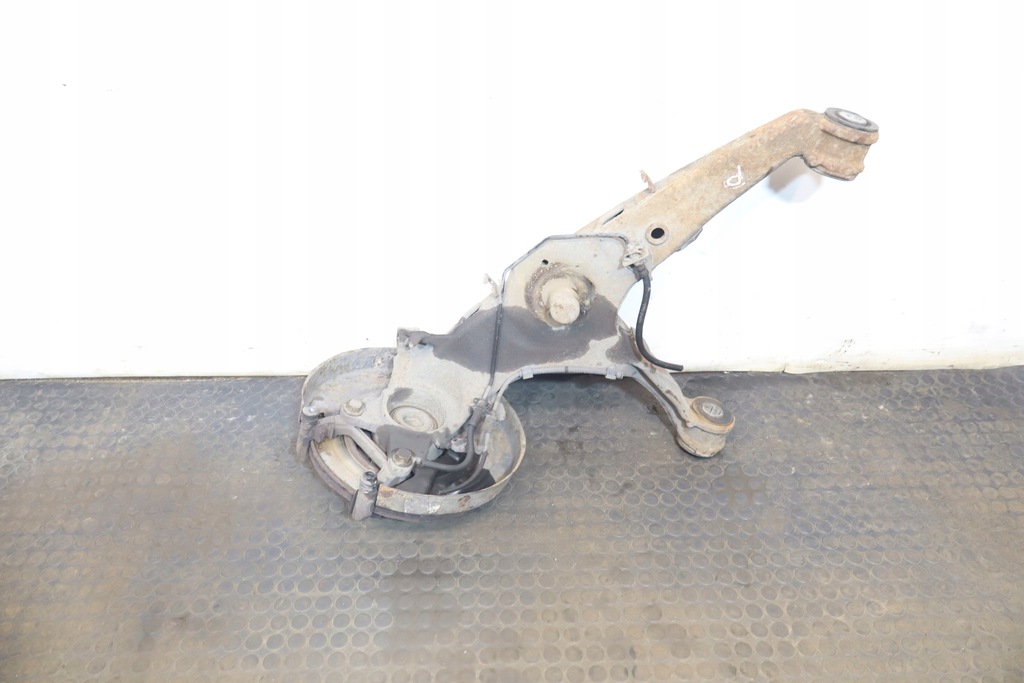 фото №3, Ступиця правий задня volkswagen transporter t5 2.5tdi