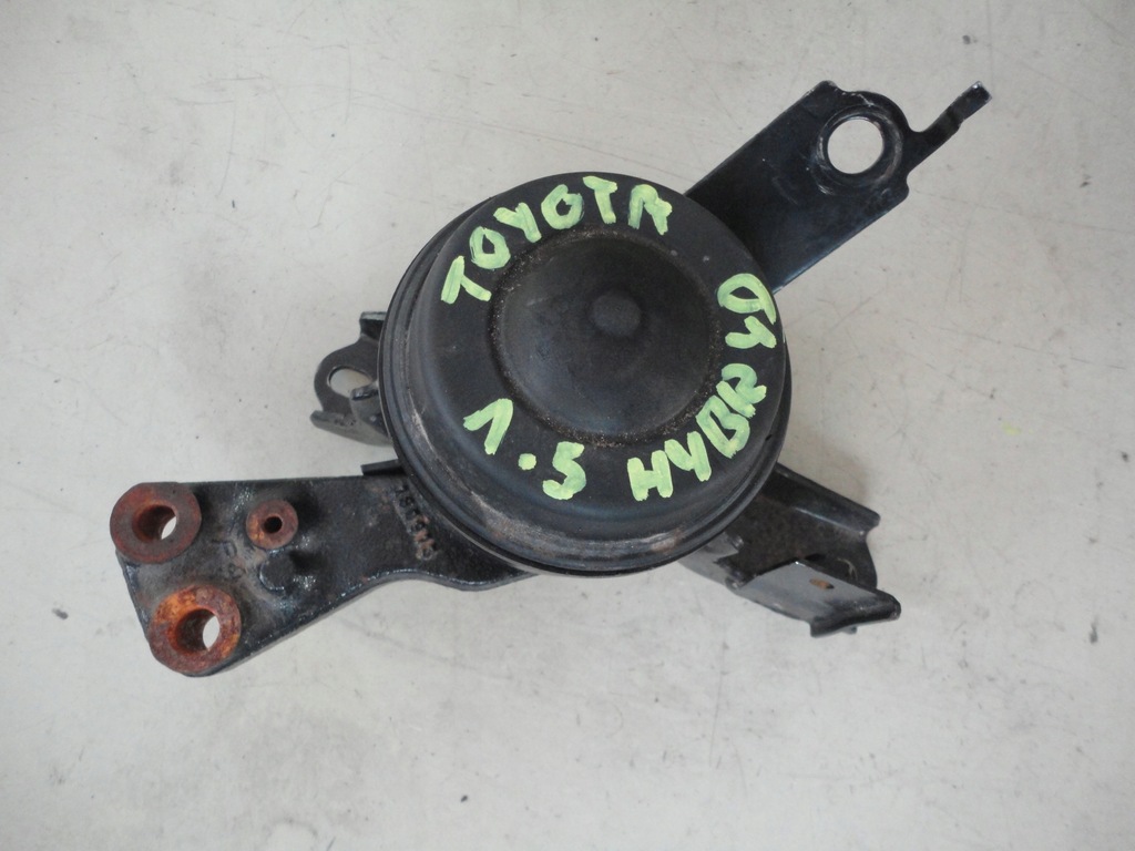 фото №1, Подушка кронштейн toyota yaris 1.5 hybrid