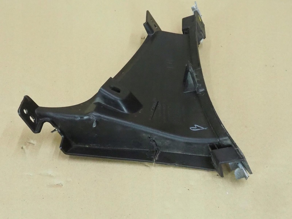 фото №10, Hyundai genesis g70 lift 21- 86543-g9500 решётка заглушка перед