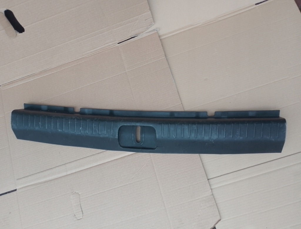 Купити Chevrolet orlando 10-18 захист поперечина поріг заднього багажника