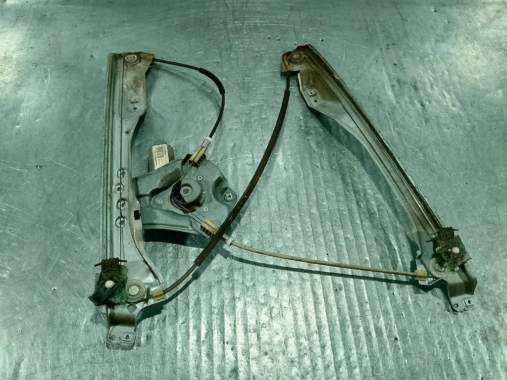 фото №1, Подъемник стекло правый перед renault clio iii 8200291147c