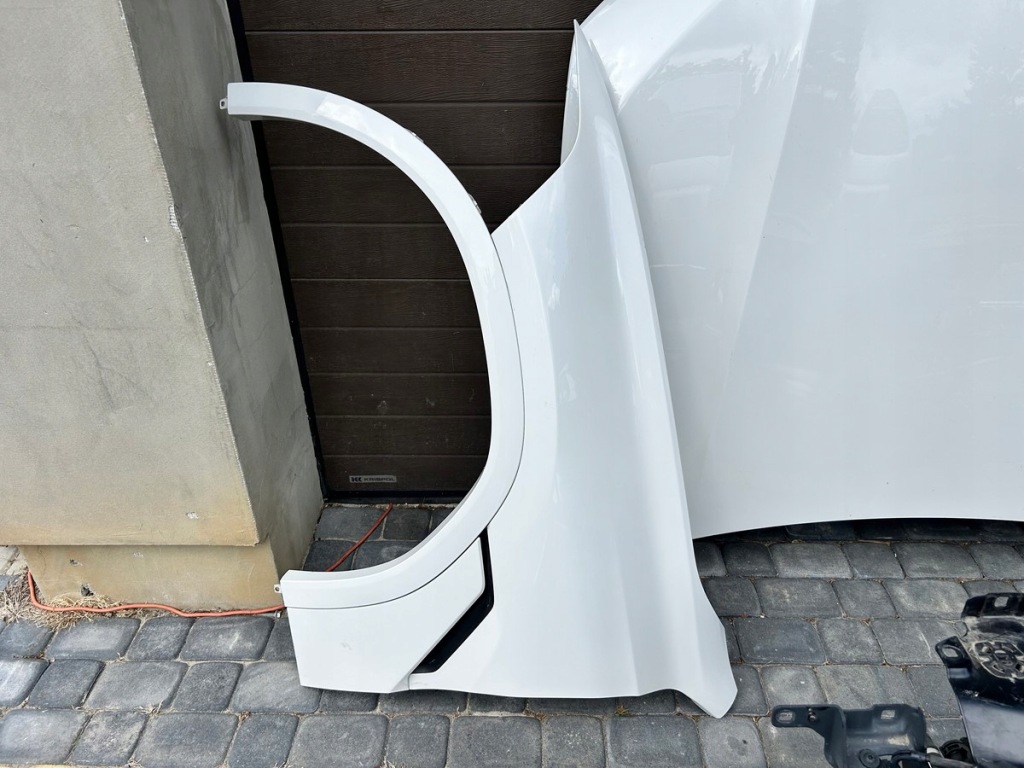 Bmw x6 g06 m-pakiet бампер перед комплектний  лампа ремінь капот 3.0d Оригінал