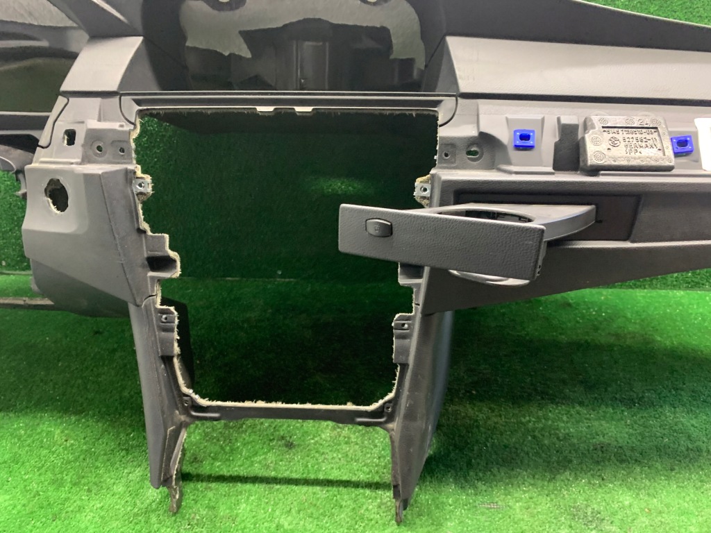 фото №7, Bmw 5 e60 e61 lift eu панель приладів приладова консоль панель приладів шкіра cup тримач