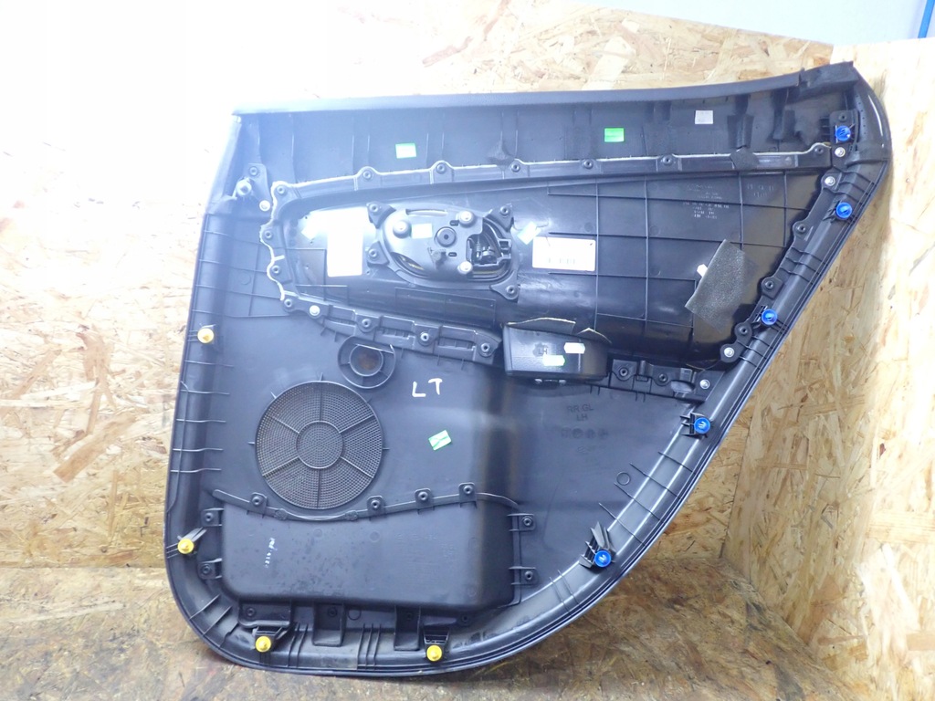 фото №11, Обшивка двері лівий задня kia ceed ii 1,4 2014r hb przed lift wd 83330-a2000