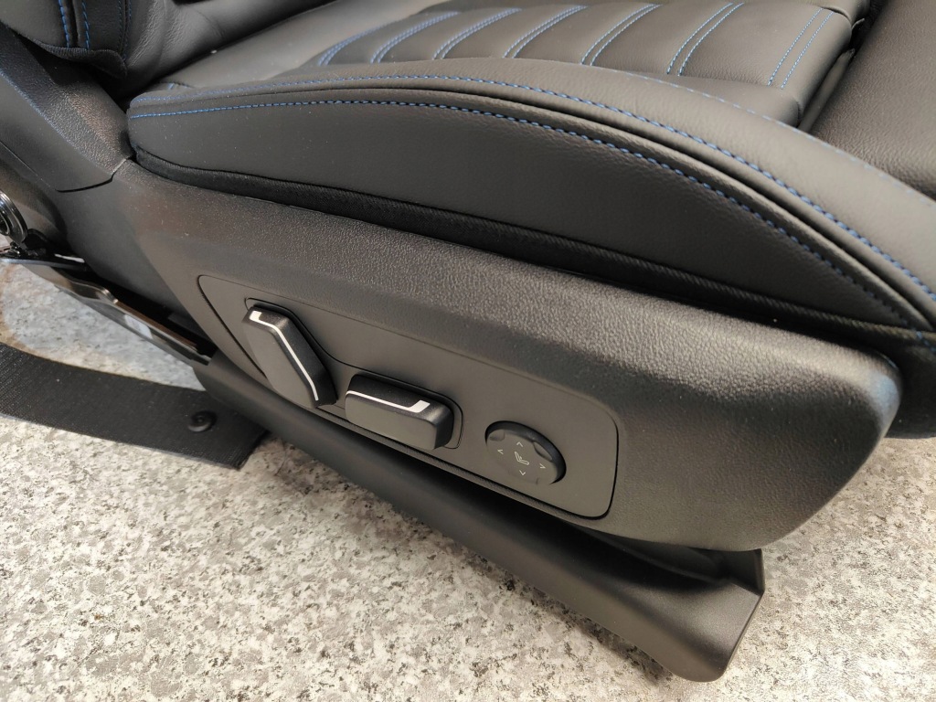 Bmw x3 g01 lci обивка сиденья заднее сиденье m набор подогрев память кожа nowe в Украине