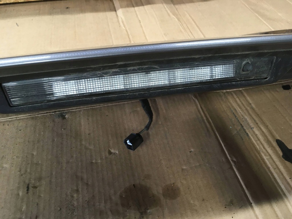 фото №7, Спойлер кришки багажника renault talisman 2017 608115104r колір tekng