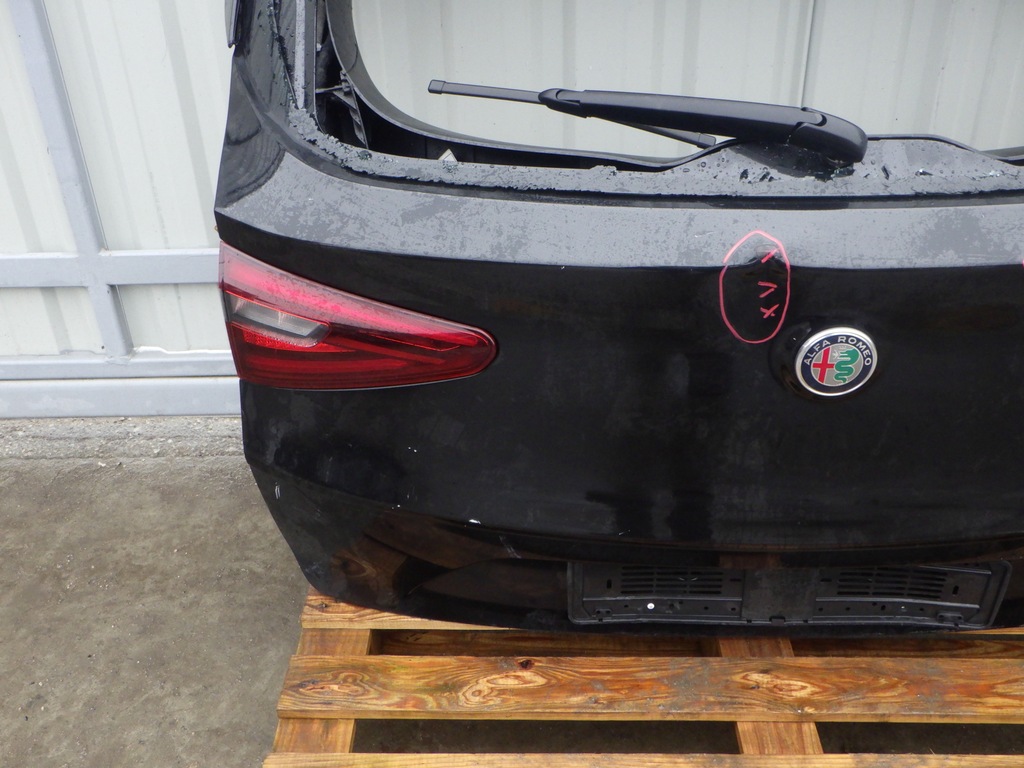 фото №5, Крышка багажника багажника alfa romeo stelvio