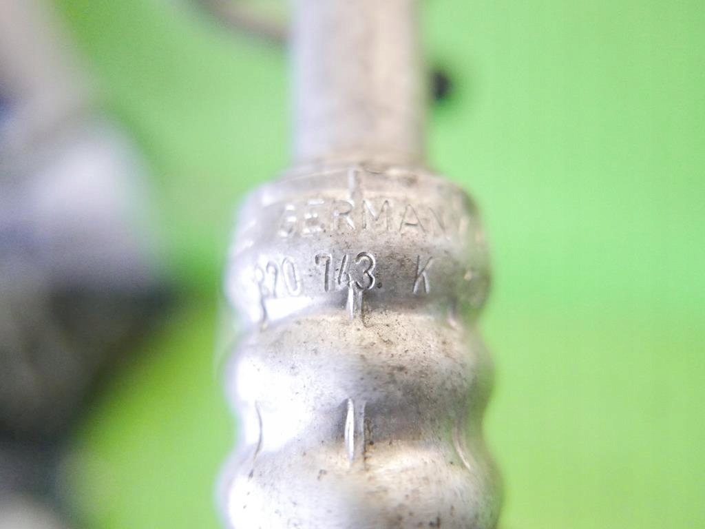 фото №8, Трубка шланг кондиционера vw golf iv 1.4 16v 97-