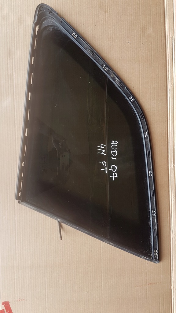 фото №1, Задняя правая стекло audi q7 4m