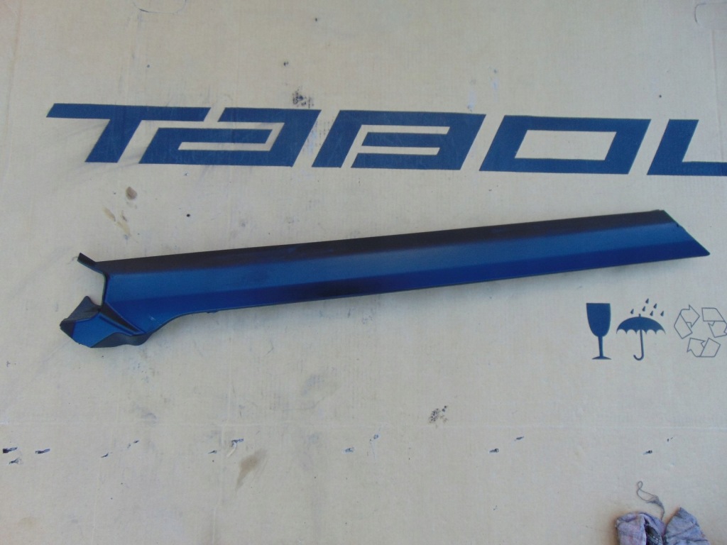 фото №1, Молдинг стекло лобовое сторона левая discovery iii 3