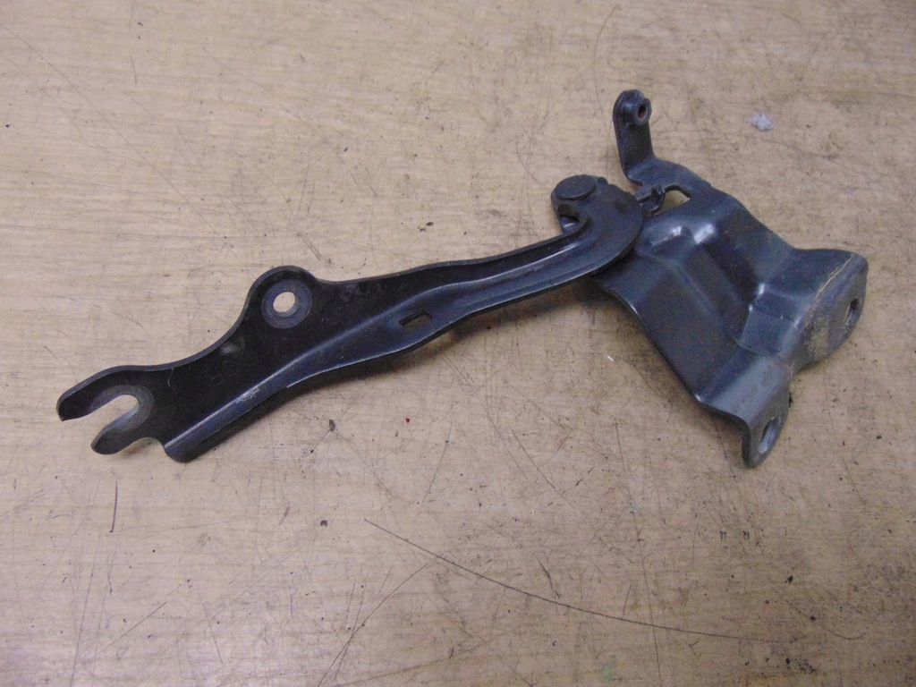 фото №4, Петля капот правый mazda 3 bl 2009-