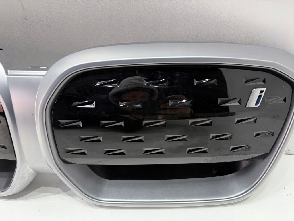 Bmw ix3 g08 решітка радіатора решітка  решітки радіатора в гарному стані в Україні