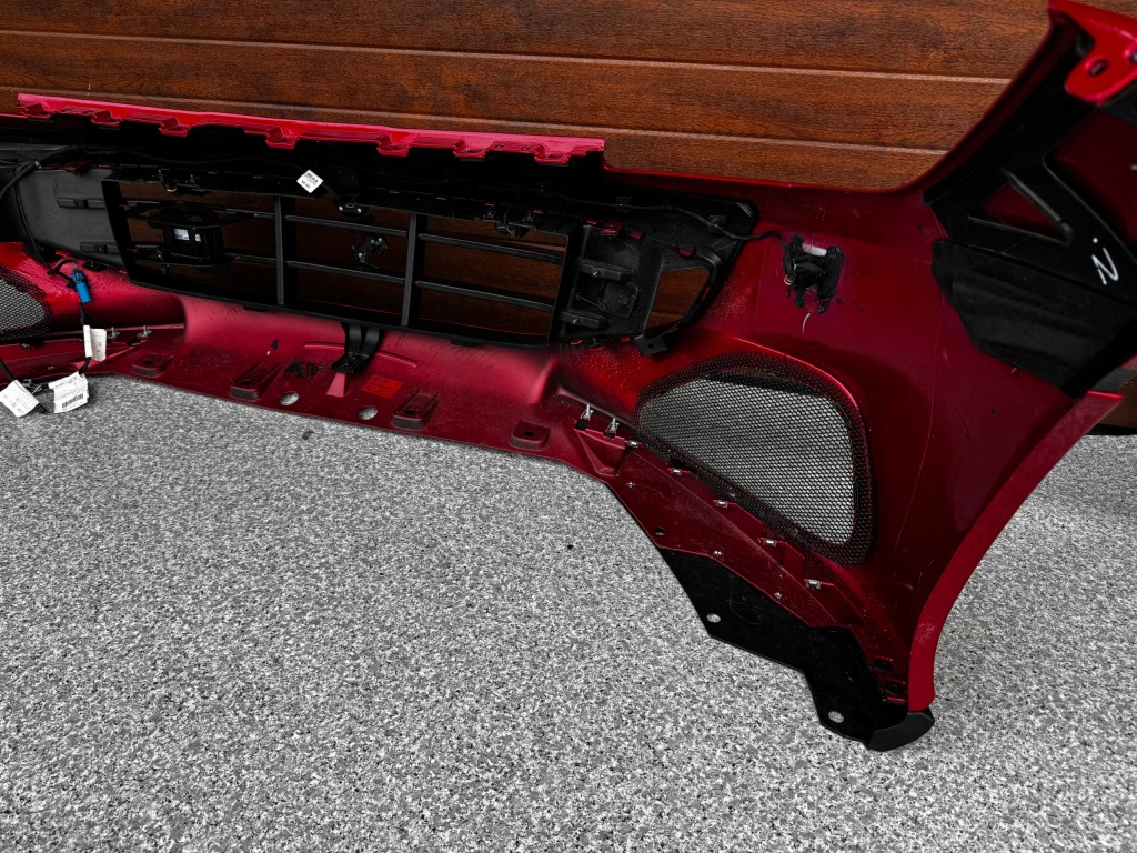 Ferrari portofino m рестайлинг  бампер передний оригинальный kompletny камера pdc Недорого