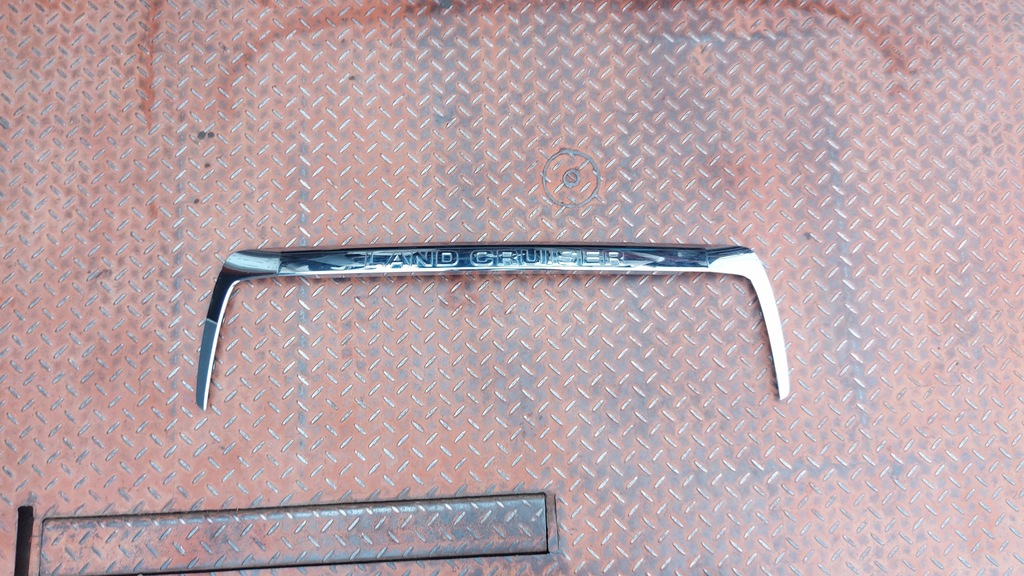 фото №1, Молдинг накладка хром крышки задняя задняя багажника toyota land cruiser prado