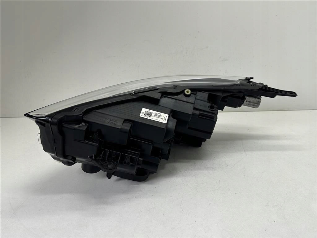 фото №2, Opel crossland x lift 20r+. права лампа перед full led