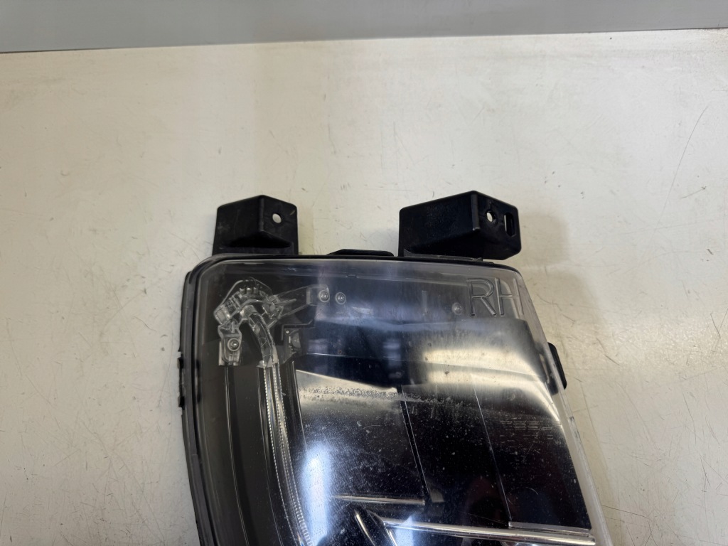 Tesla s противотуманная фара правый перед 600591600e Оригинал