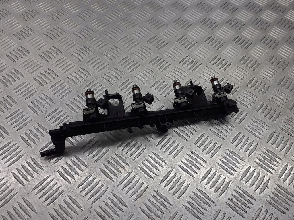 фото №1, Молдинг впрыскная форсунки renault modus 1.2 8200286064