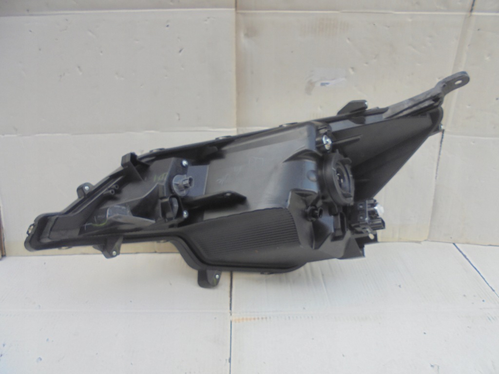 фото №12, Фара левый правый лампа mitsubishi space star ii 2 lift fl 19- eu kpl