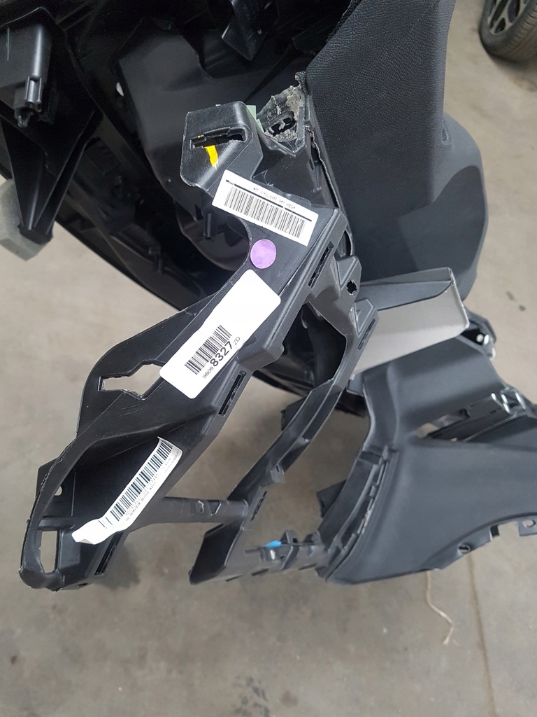 фото №8, Peugeot 5008 ii 17- консоль