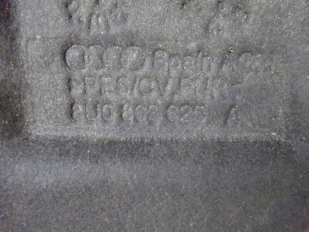 фото №9, Audi q3 8u шумоизоляция подкрылок капот 8u0863825a