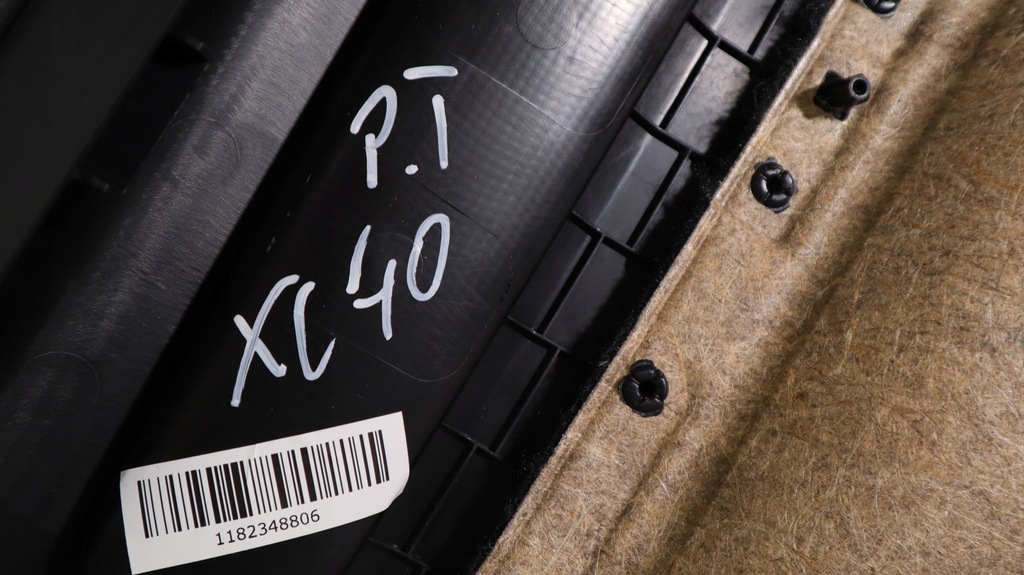 фото №10, Volvo xc40 обшивка дверь правый задняя 31407710