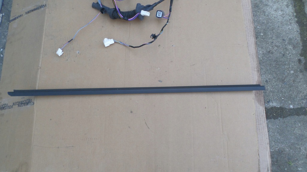 фото №1, Mitsubishi space star ii молдинг уплотнитель правый перед