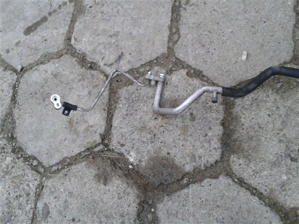 Патрубок кондиціонера шланг kyron 2.0 xdi 68630-09003 в Україні