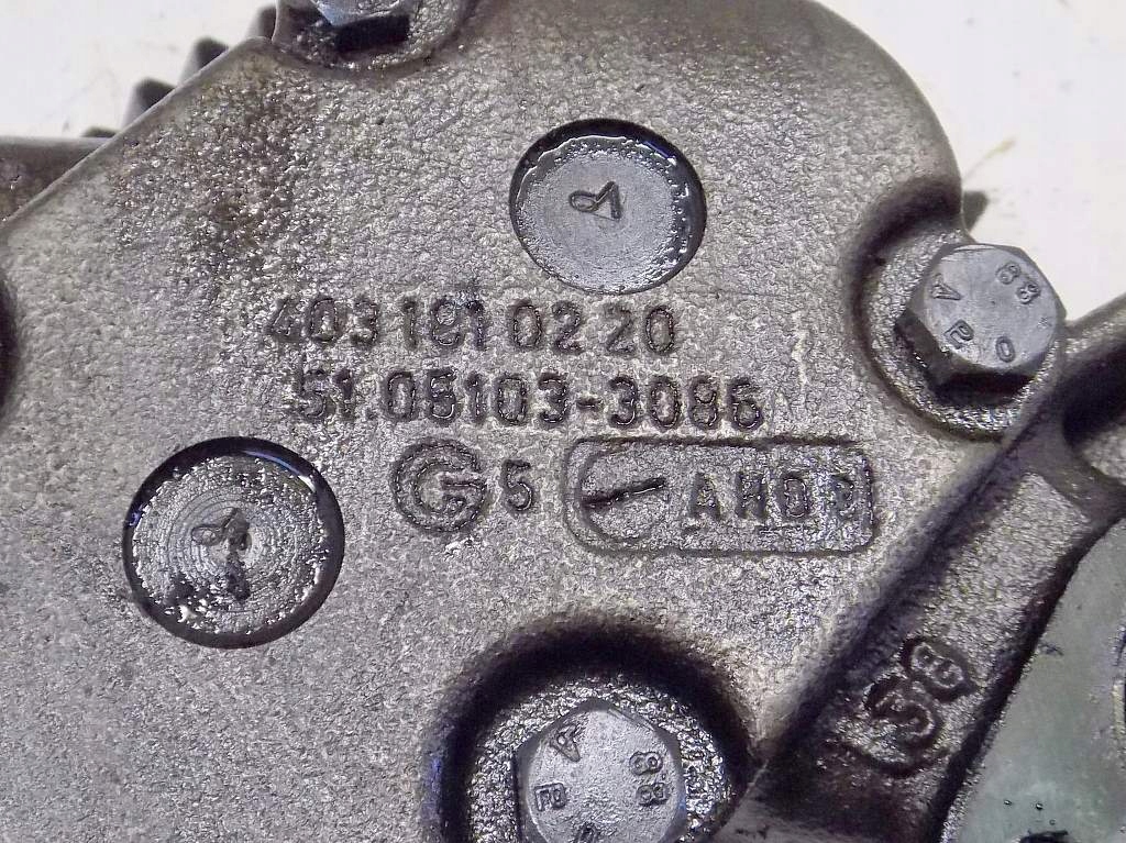 Man tga 18.410 2003r - насос масла с Разборки