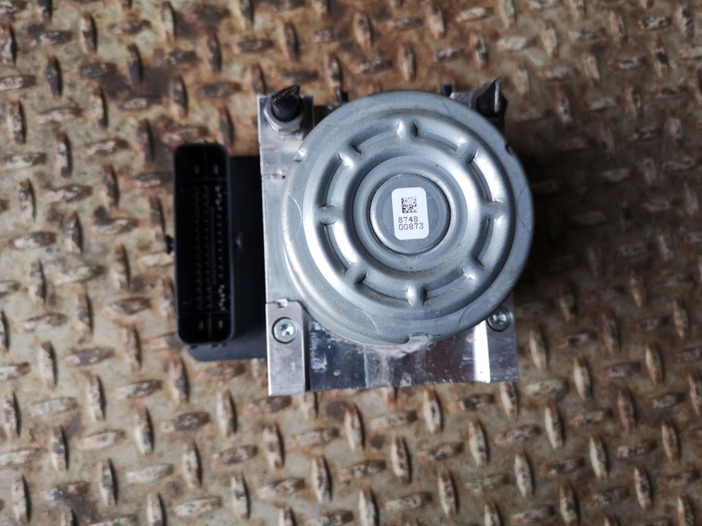 фото №5, 2017 land rover range rover evoque l538 насос abs hj322c405ad