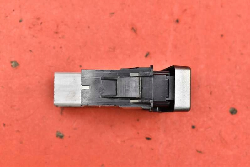 фото №6, Выключатель подогрев сиденье honda fr-v 07r