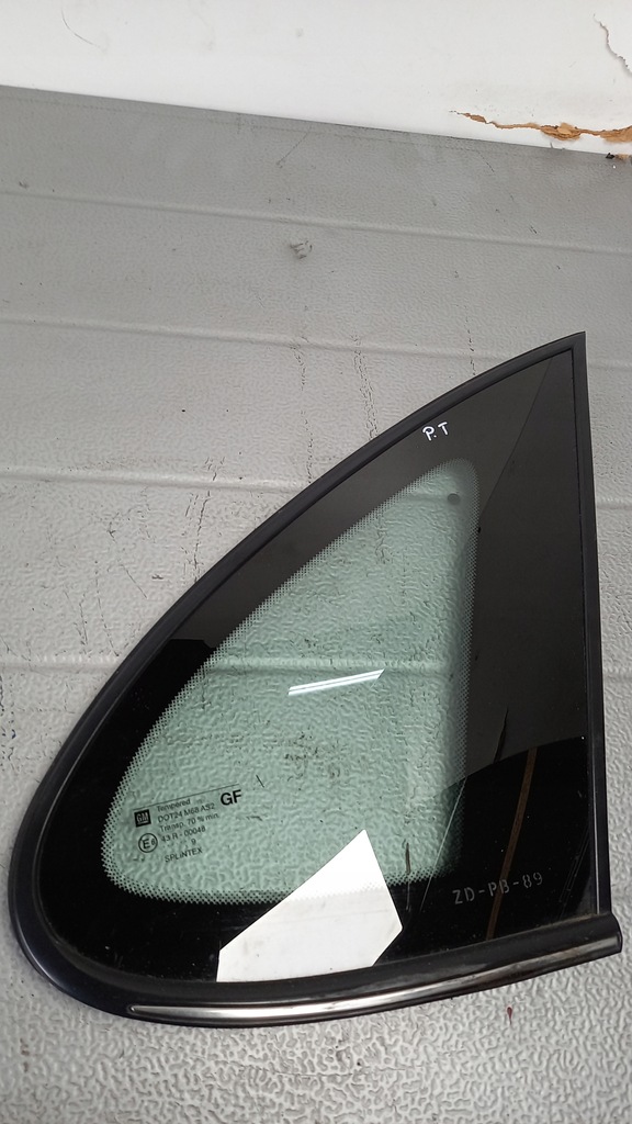 фото №1, Скло кузовна права opel vectra b 99r sedan