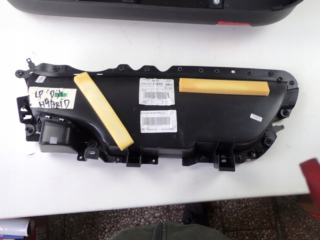 фото №11, Обшивка дверь левый перед citroen ds5 hybrid europa