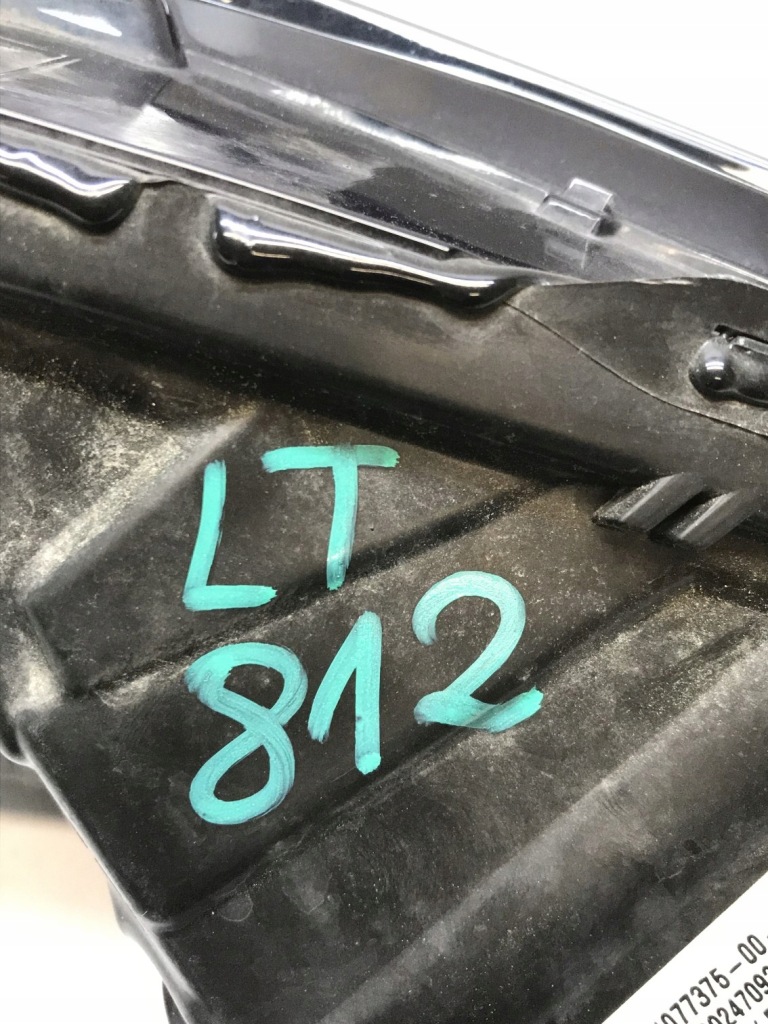 Tesla model 3 фара лівий перед led 1077375-00-c Недорого