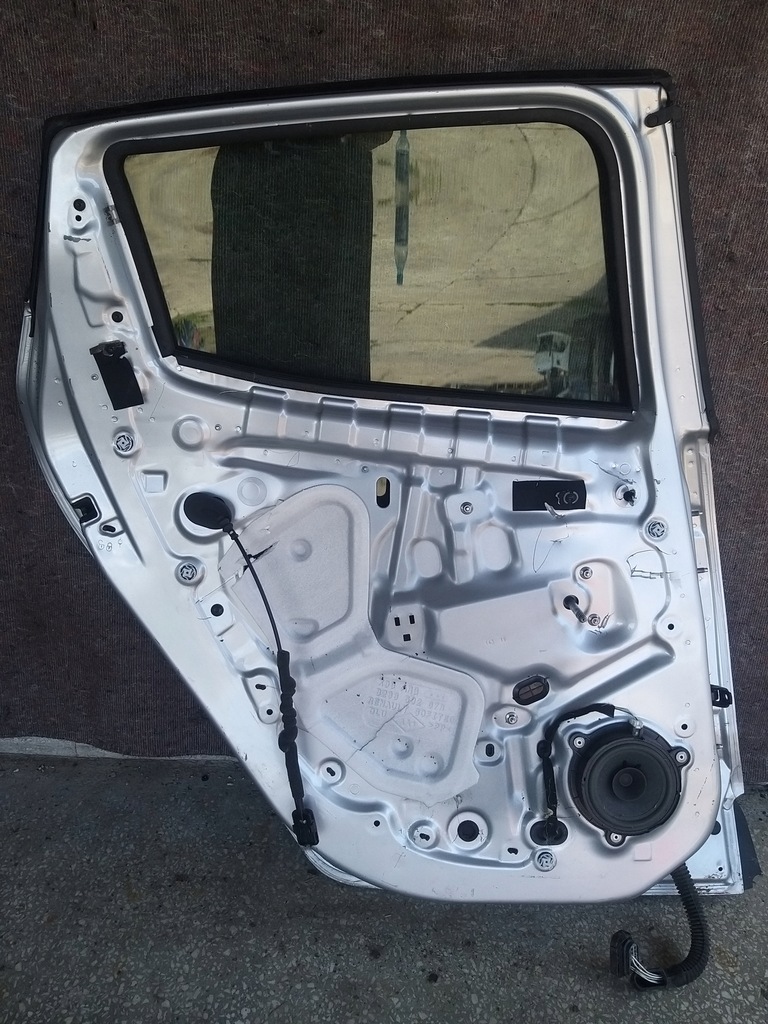 фото №2, Двері ліва задня renault clio iv hb