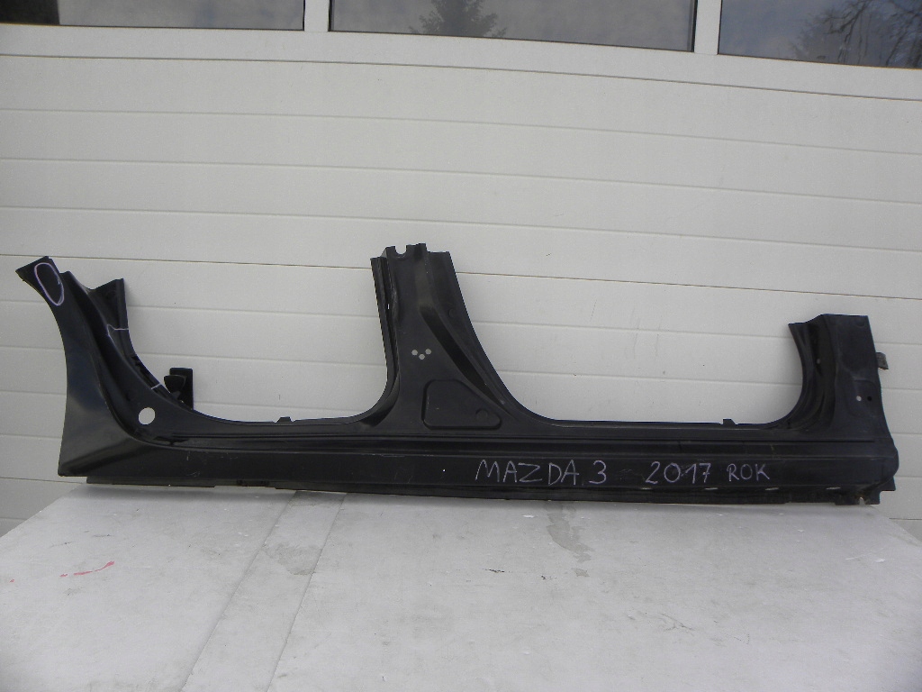 фото №1, Mazda 3 iii порог правая сторона 2017 rok