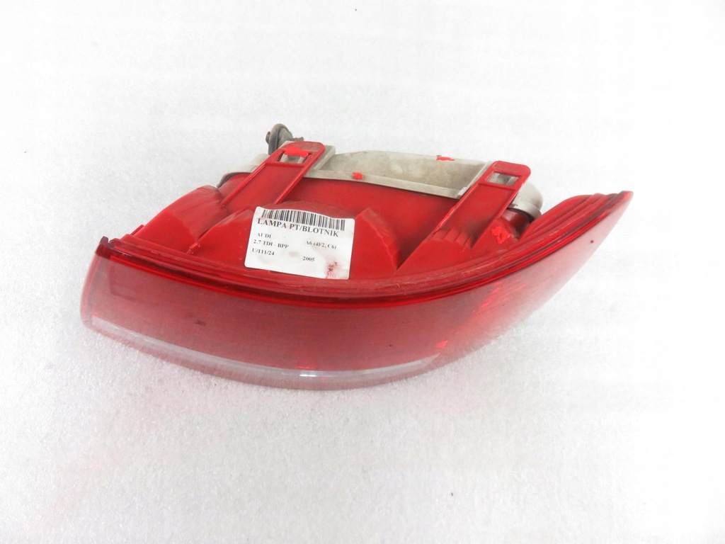 фото №7, Лампа права задня audi a6 c6 4f5945096d