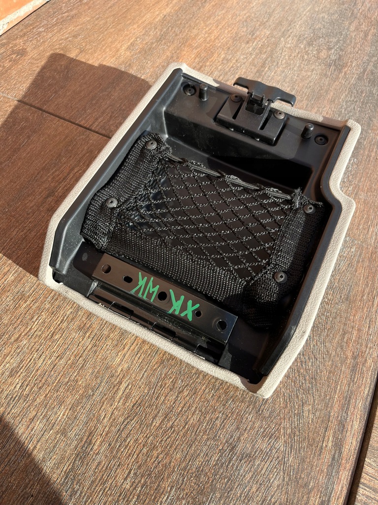 фото №9, Jeep commander 5-10r xk wk подлокотник